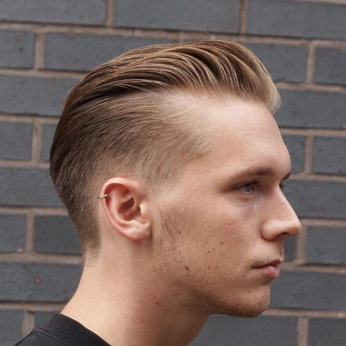 Lång Top Short Sides Hairstyle For Balding Men