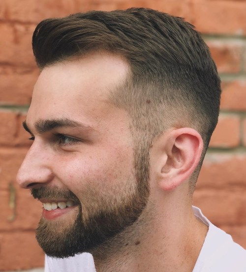 Besättning Cut With Facial Hairstyle
